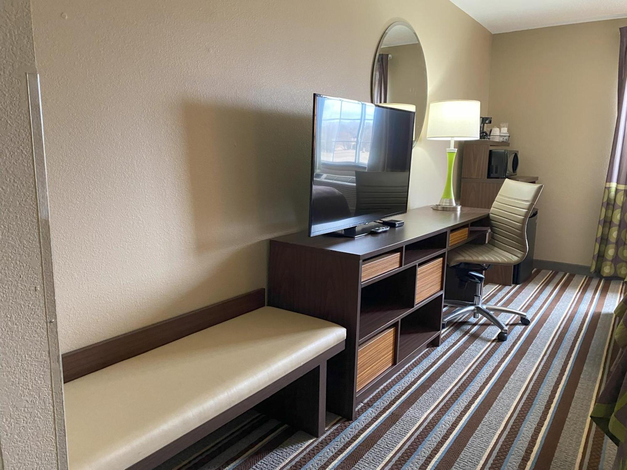 Super 8 By Wyndham Winfield-Quail Ridge Area Hotel Luaran gambar