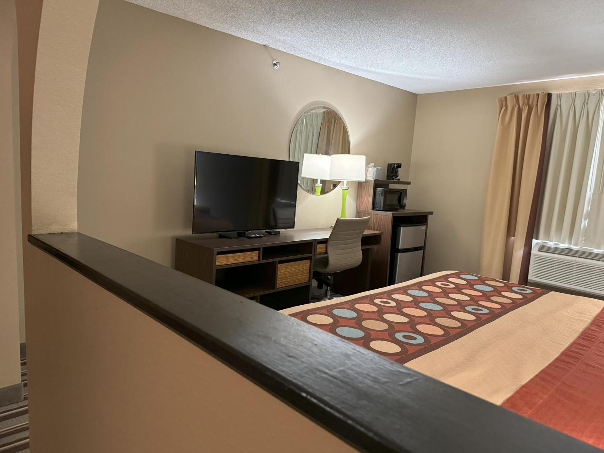 Super 8 By Wyndham Winfield-Quail Ridge Area Hotel Luaran gambar